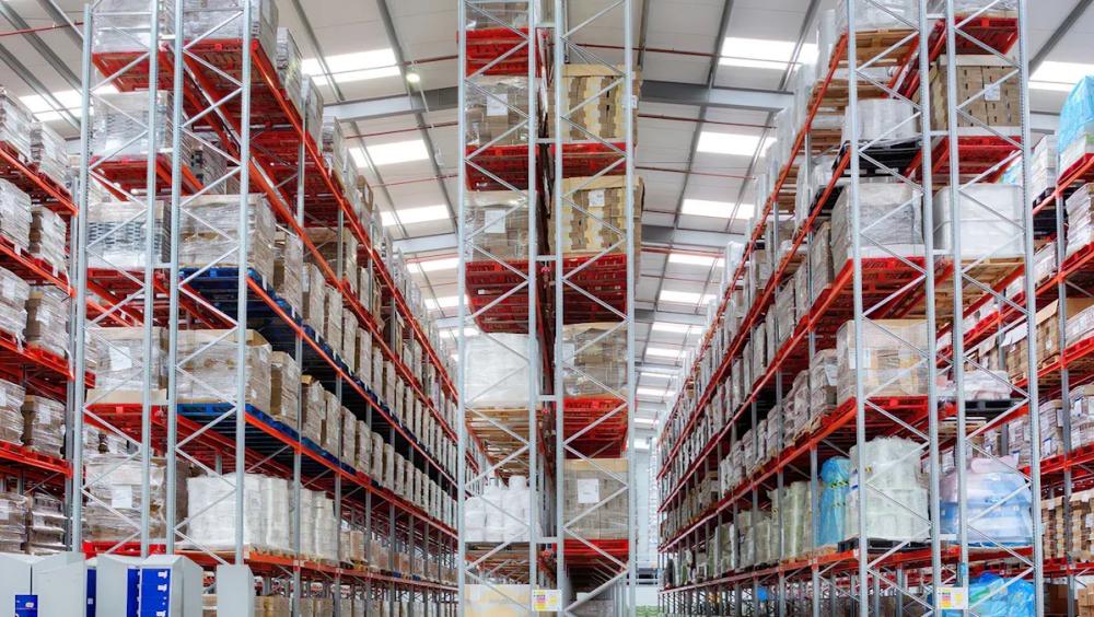 จะเพิ่มพื้นที่จัดเก็บให้สูงสุดด้วยระบบชั้นวางอัจฉริยะได้อย่างไร?